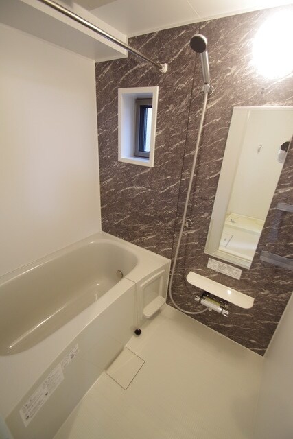 テラコッタIIIの物件内観写真