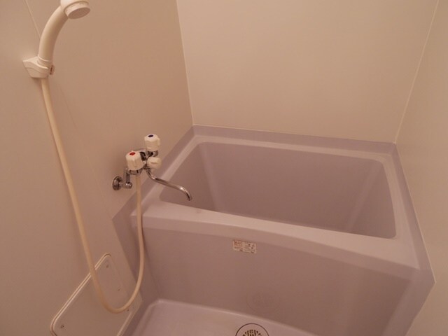 アンプルールブワ湘南の物件内観写真