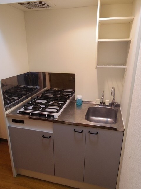 アンプルールブワ湘南の物件内観写真