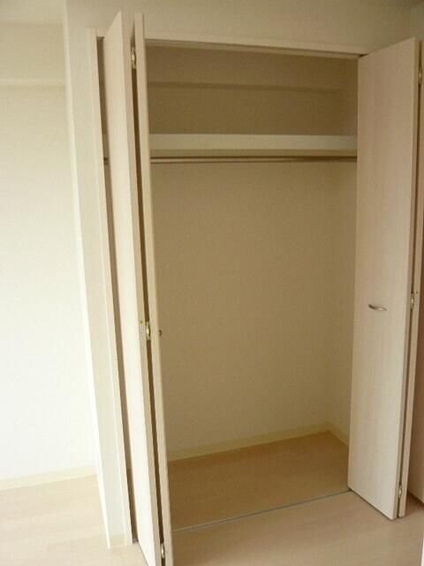 パロスコートの物件内観写真