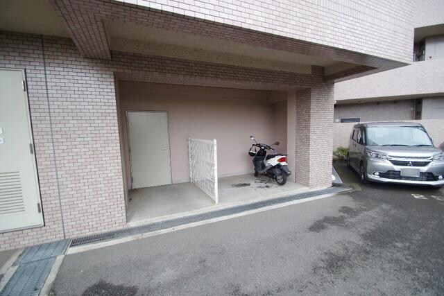 バードタウン７番館の物件内観写真