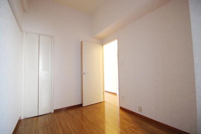 バードタウン７番館の物件内観写真