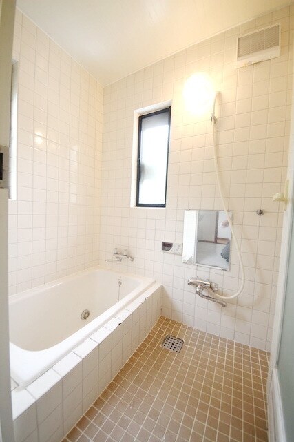 プラザマノワールＤ棟の物件内観写真