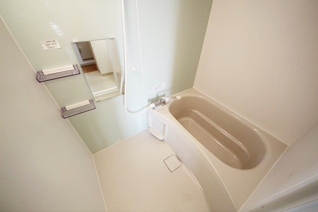 エルドメーヌ志村の物件内観写真