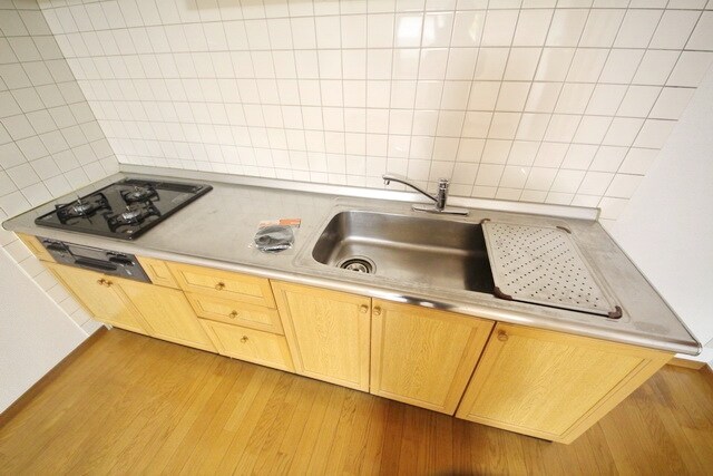 プラザマノワールＡ棟の物件内観写真