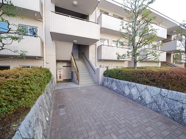 オクトス市ヶ尾5号棟の物件内観写真