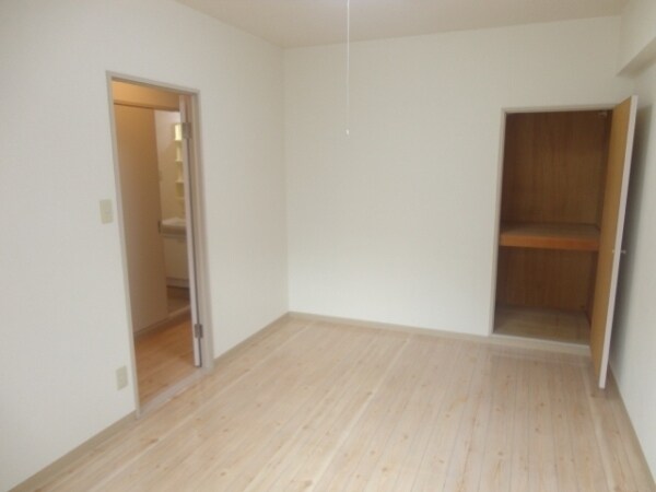 第二宮前平中央ハイツの物件内観写真