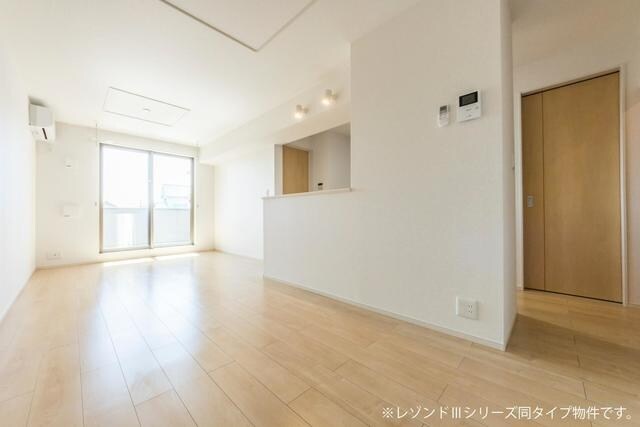 コンフォーティアの物件内観写真