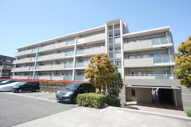 リグランド青葉台の物件外観写真