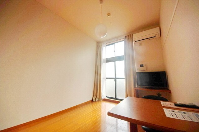 レオパレスエキノックスＢの物件内観写真