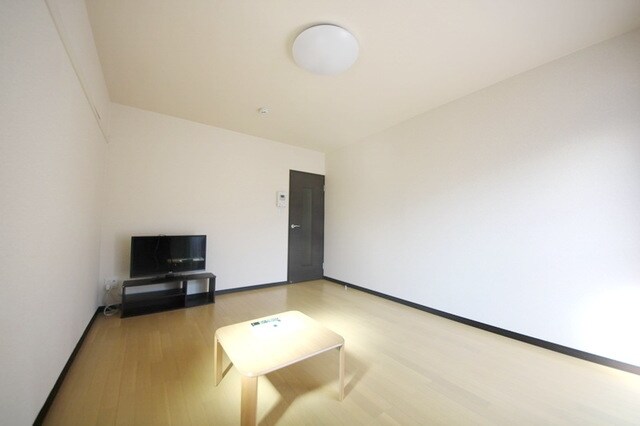 レオネクストｂｒａｖｅの物件内観写真