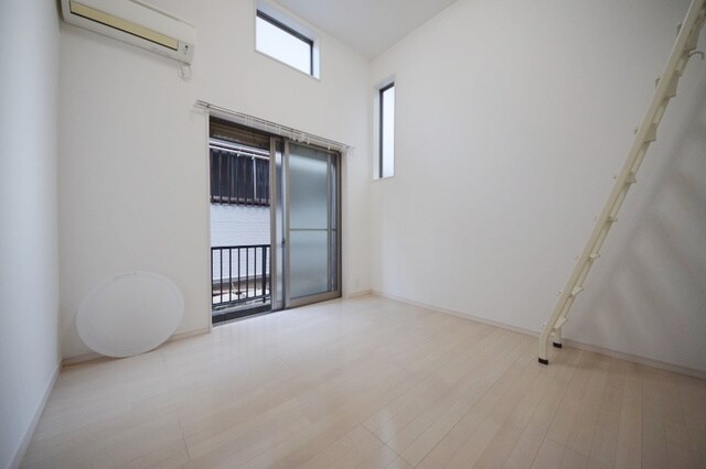 フローラ共和の物件内観写真