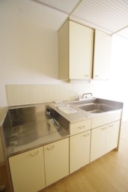 エステートピア吉川の物件内観写真