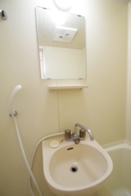 エステートピア吉川の物件内観写真