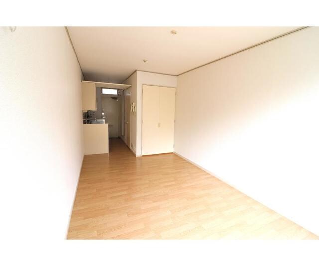 エステートピア吉川の物件内観写真