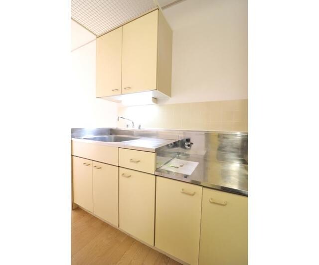 エステートピア吉川の物件内観写真