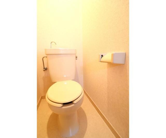 エステートピア吉川の物件内観写真