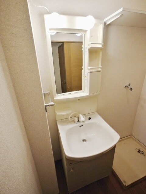 クイーンズコートの物件内観写真