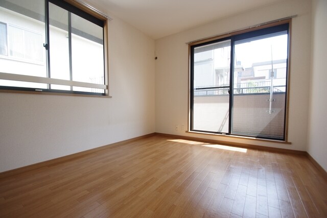 ラヴィル・ヒロの物件内観写真