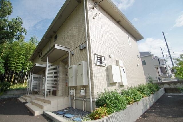 メゾン　カアルの物件外観写真