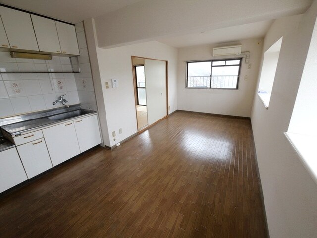 ダイヤハイツ西門の物件内観写真