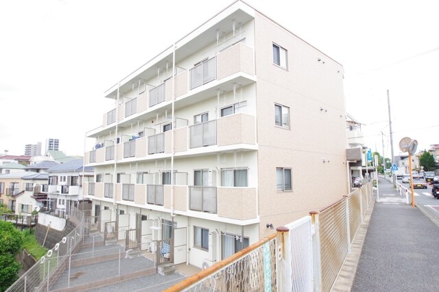 ヴィラ・アンジュの物件外観写真