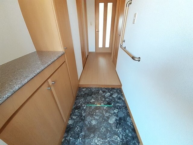 パイン・ヒルズ参番館の物件内観写真