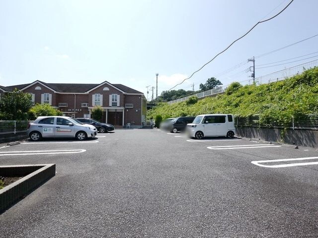 ガーデンスクエア片倉の物件内観写真