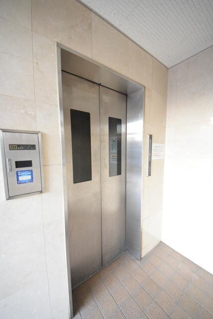 ニューリバーコートの物件内観写真