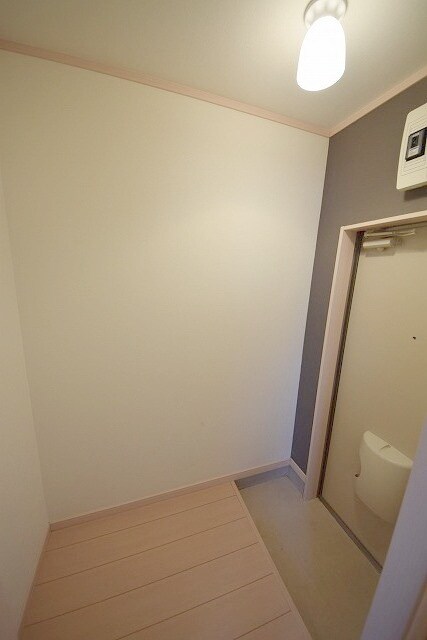 アザレ岡上　の物件内観写真