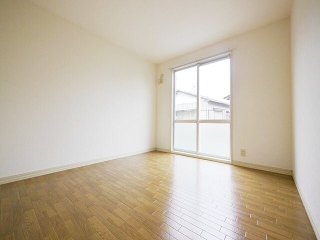 メイプルハイツの物件内観写真