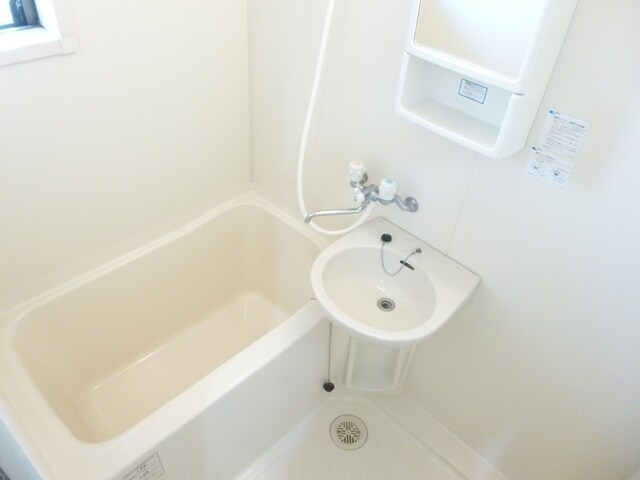 メゾンフローレンスの物件内観写真