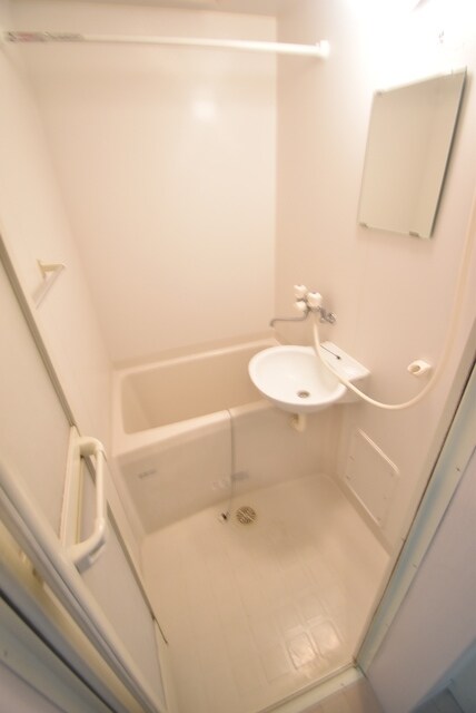 フローラ共和の物件内観写真