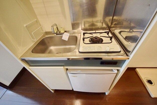 アドニスイーストの物件内観写真