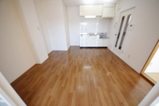 サンセヴィラージュの物件内観写真