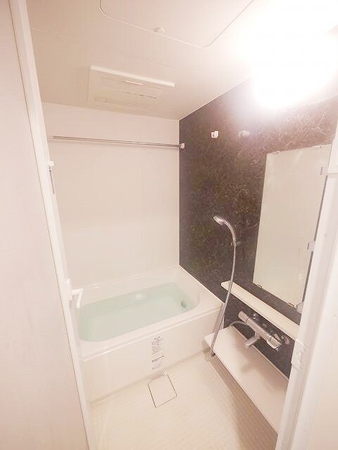 クアドリフォリエブルーの物件内観写真