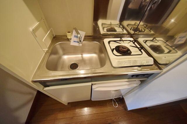 アドニスウエストの物件内観写真