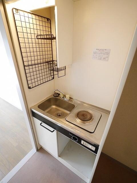 エーリフローレンスＢの物件内観写真