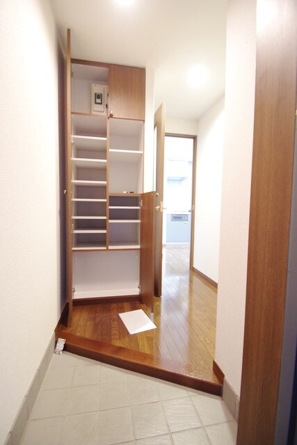 Ｔ’ｓ　ｇａｒｄｅｎ稲城の物件内観写真