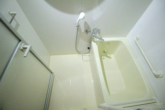 鶴牧ガーデンズの物件内観写真