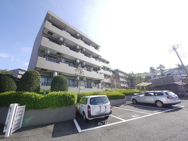 ティアレ宮崎台の物件外観写真