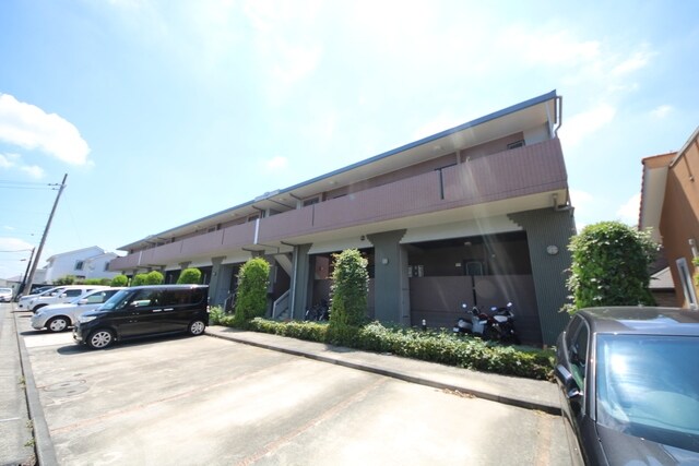 ウエストヒルズの物件外観写真