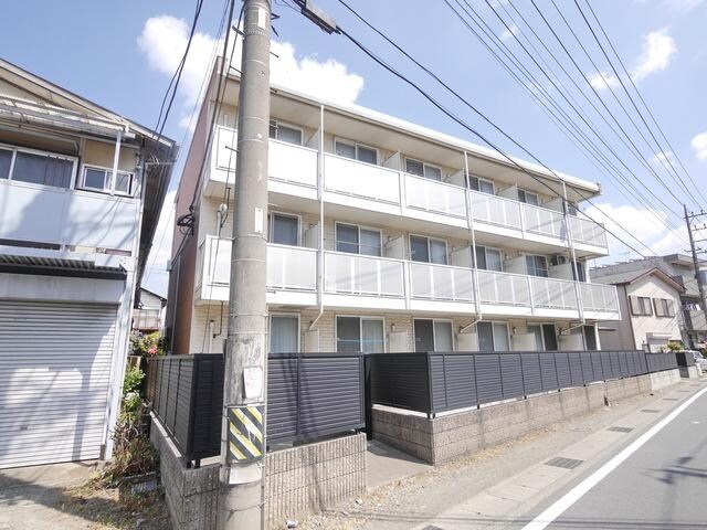 レオパレスフロントコートの物件外観写真