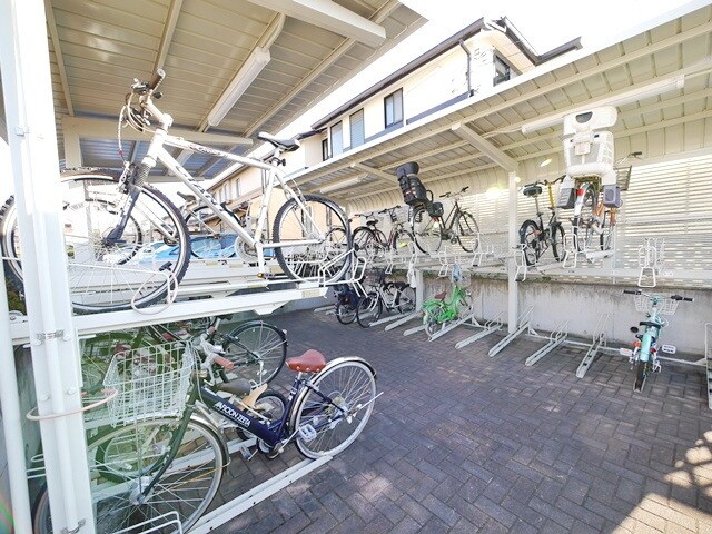 オクトス市ヶ尾5号棟の物件内観写真