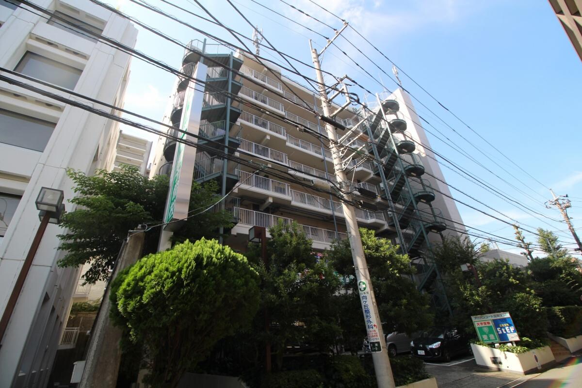 アーバンコート宮崎台の物件外観写真