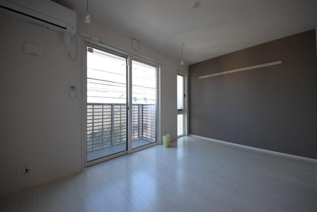 ラ・セーヌの物件内観写真