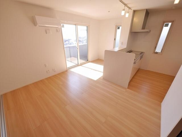 Ｙ’ｓガーデンの物件内観写真