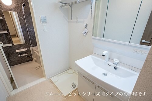 カワネ　IVの物件内観写真