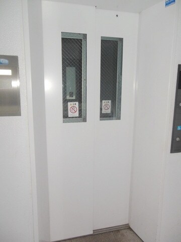 サーティーフォービルの物件内観写真