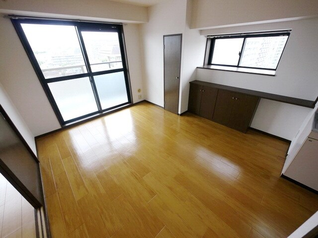 シャン・ド・フルールの物件内観写真